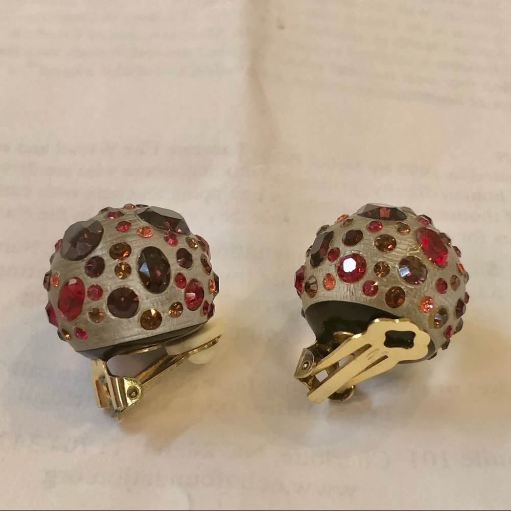 Gorgeous Alexis Bittar dome-shaped lucite/multicolor crystal clip on earrings